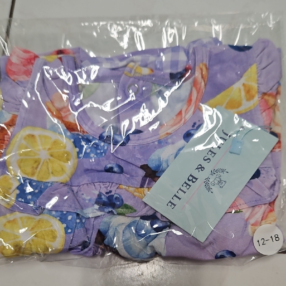 Jules and Belle fruit top and shorts 12-18